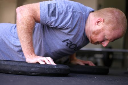 Deficit Push-ups_Jim