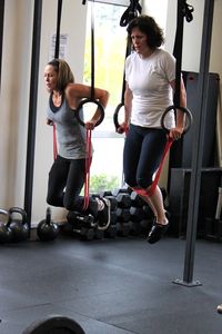 Elizabeth_Steph and Lucy Ring Dips