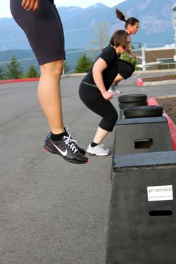 Kelly Box Jump