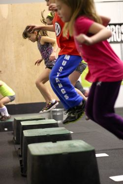 CF Kids Box Jumps