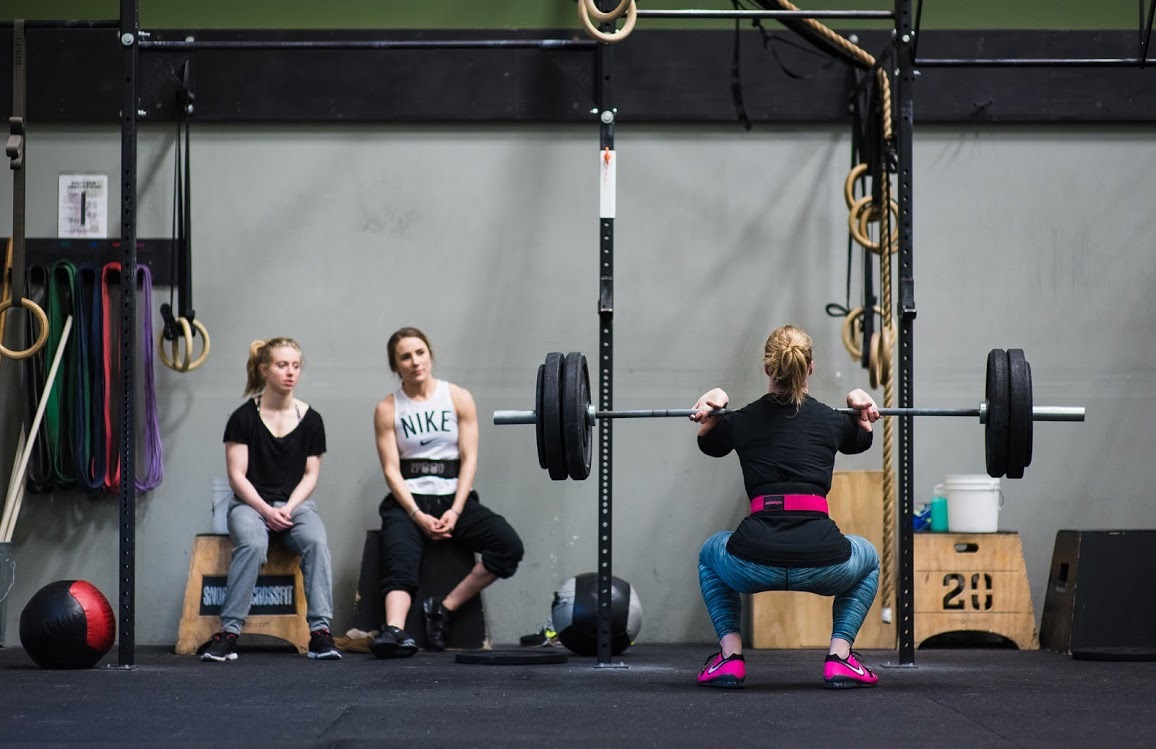 rest time between squat sets