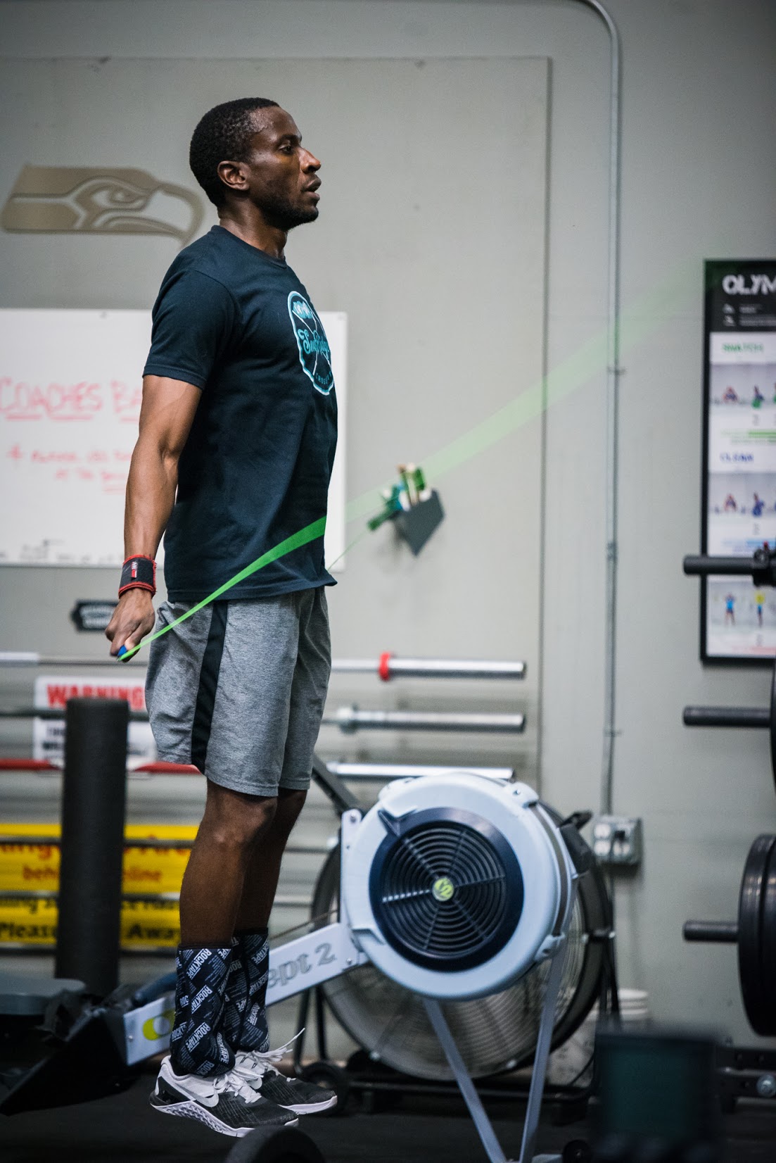 Kb single sales arm thruster