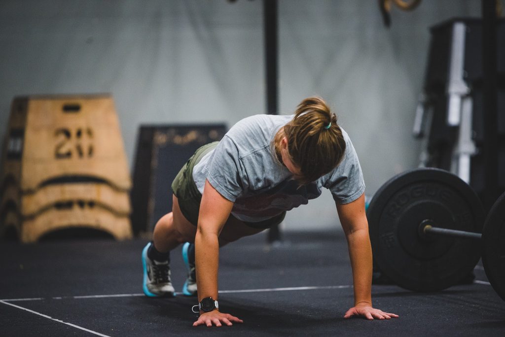 4 RFT Air Squats, Pushups, Walking Lunges and Runs SNORIDGE CROSSFIT