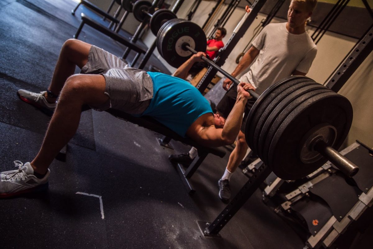 Bench Press 6 Rep Max & FT Toestobars, Kettlebell Swings and Run