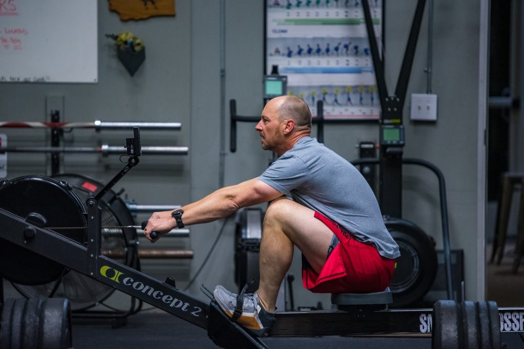 Lifting Bench Press and Bent Over Barbell Rows & 4 RFT Row Calories